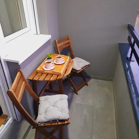 Kristal * 스렘스카 미트로비차