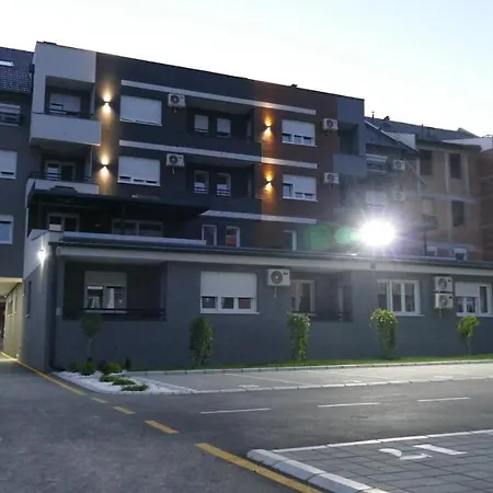 Kristal Σρέμσκα Μιτρόβιτσα